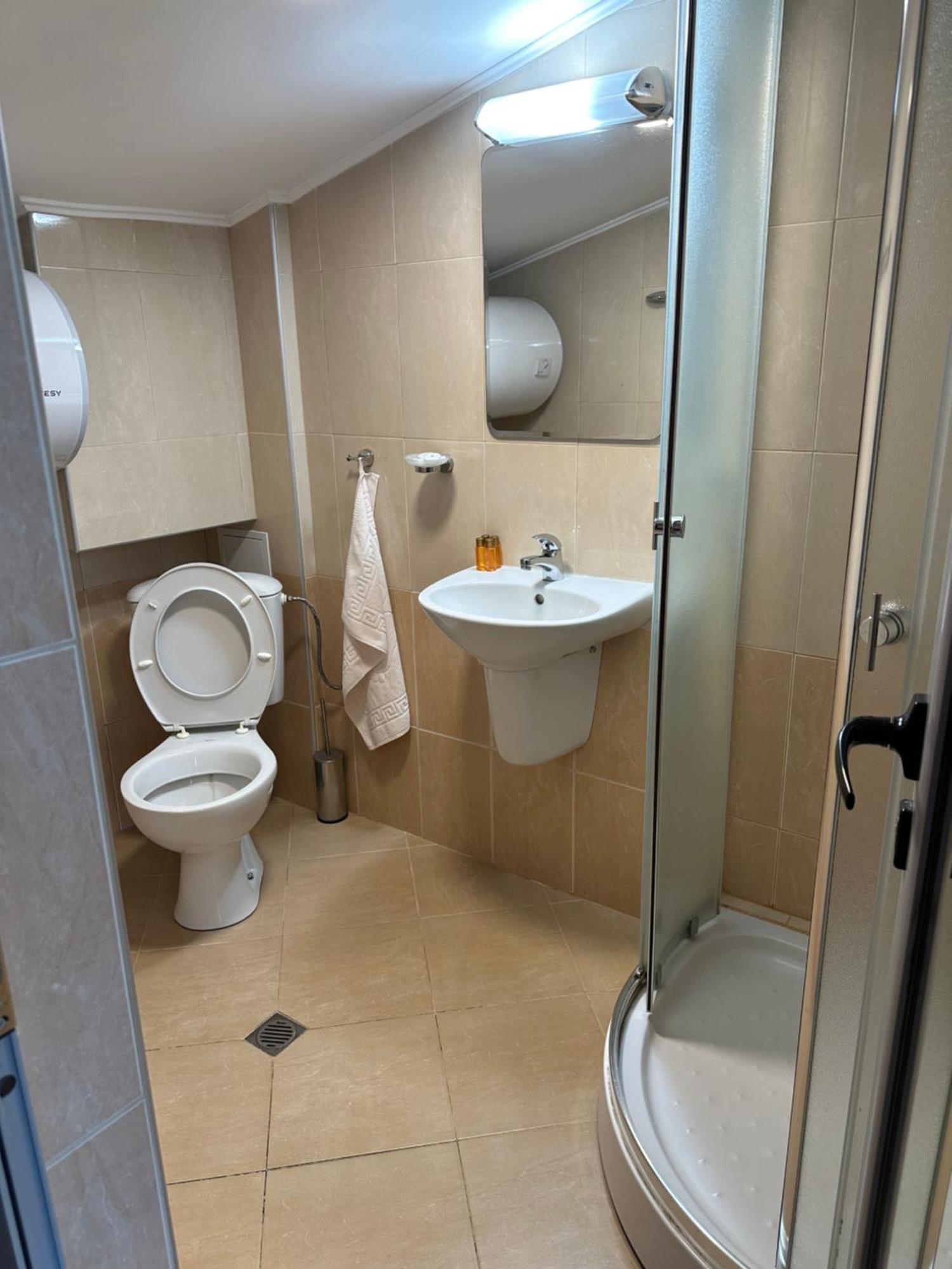 Guest House Dinevi Sapareva Banya Eksteriør billede